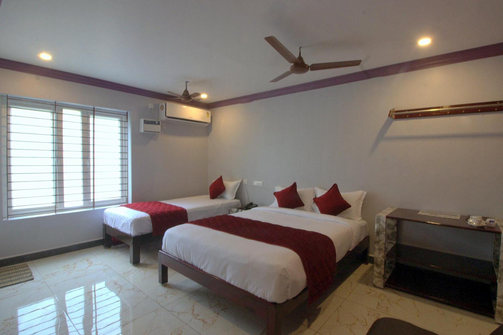 Serenity Sands Beach Resort Ποντισερί Εξωτερικό φωτογραφία