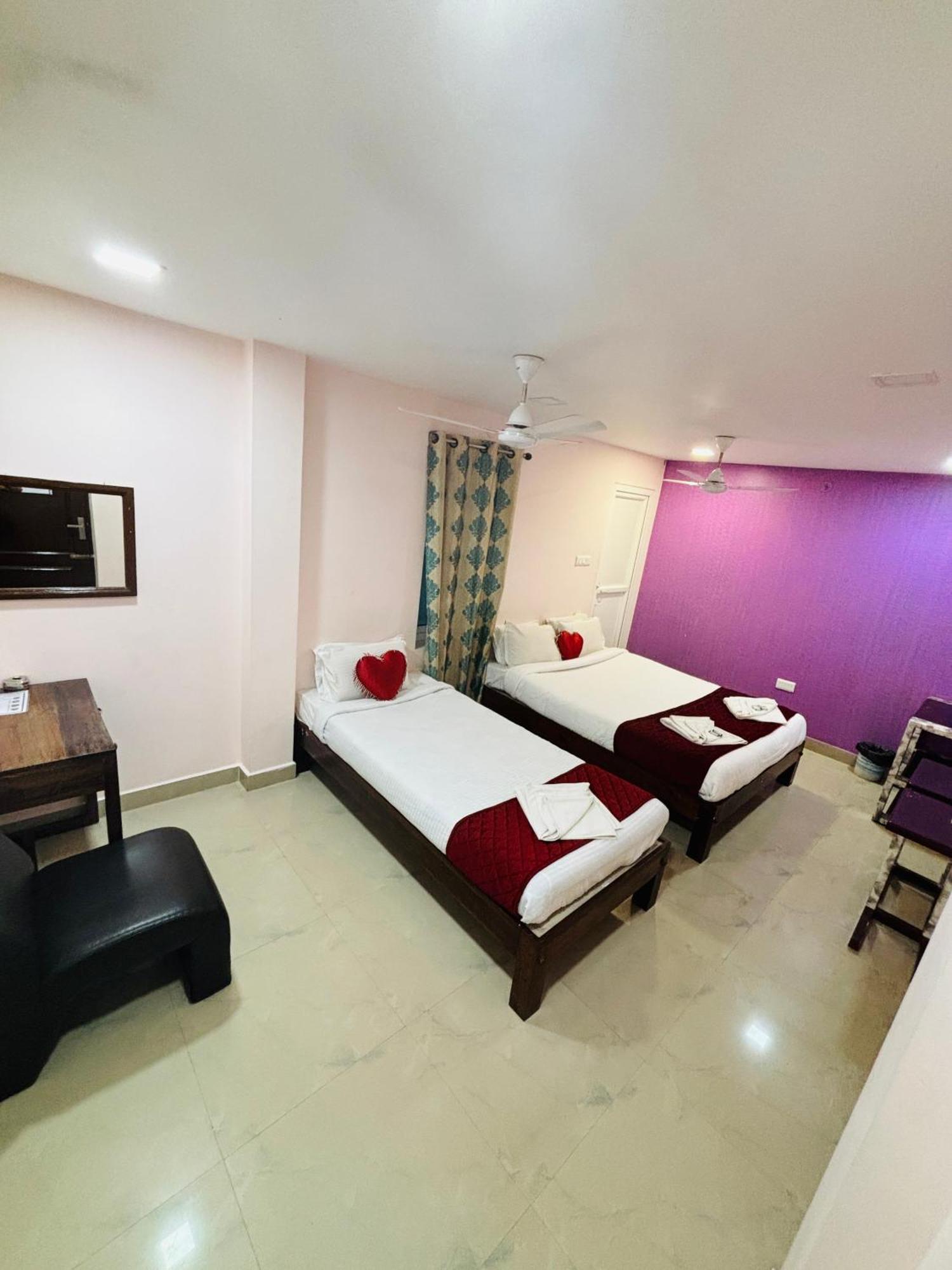 Serenity Sands Beach Resort Ποντισερί Εξωτερικό φωτογραφία